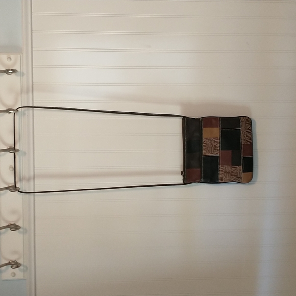 Stone Mountain Crossbody Purse - Picture 1 of 7